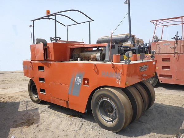 Cách vệ sinh lốp xe lu lốp sao cho hiệu quả nhất
