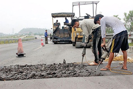 3 công nghệ cào bóc tái sinh mặt đường